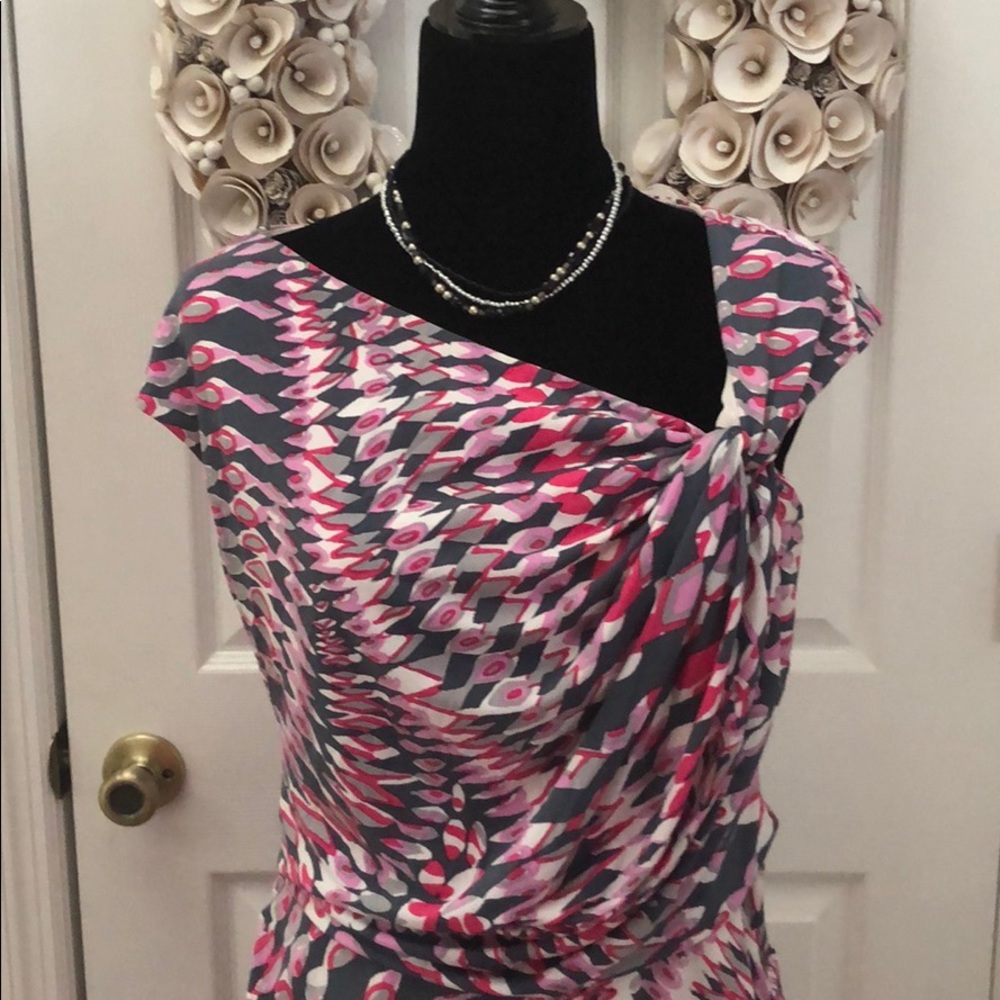 DONATEMaggy London pink, grey, white pattern dress - Picture 1 of 6
